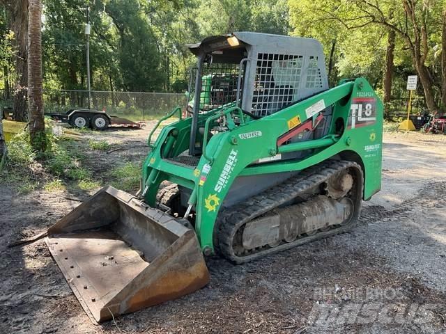 Takeuchi TL8 Smykem řízené nakladače