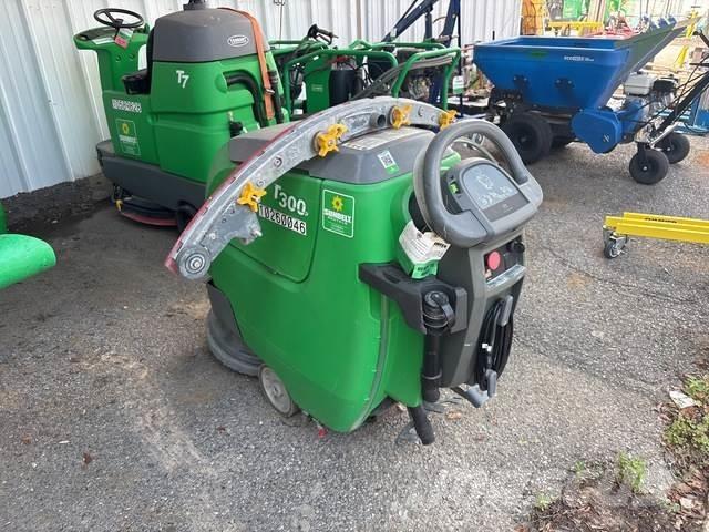 Tennant T300E Podlahové mycí stroje