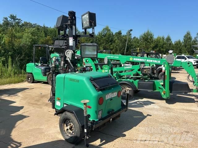 Terex RL4 Osvětlovací stožáry