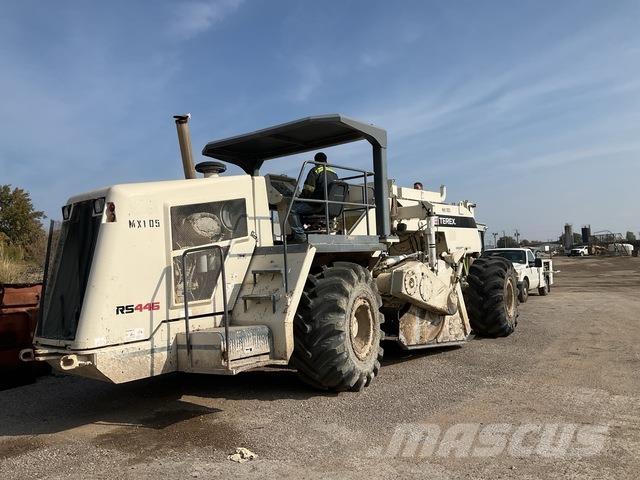 Terex RS446 Půdní kompaktory