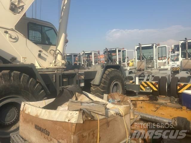 Terex RT555 Jeřáby pro těžký terén