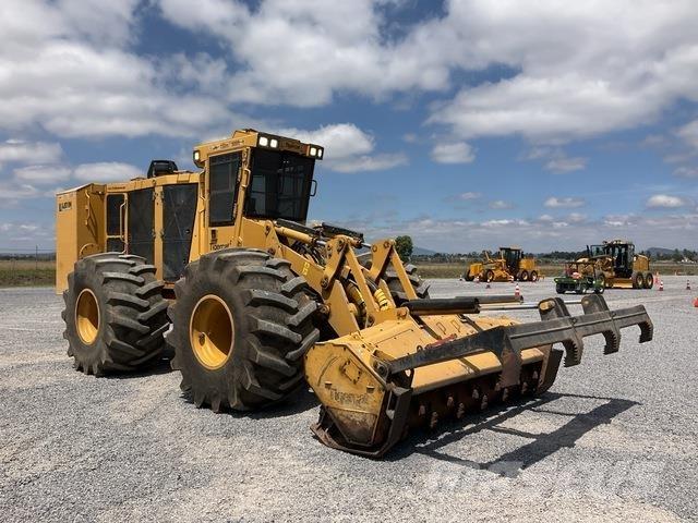 Tigercat 760B Kácecí harvestory