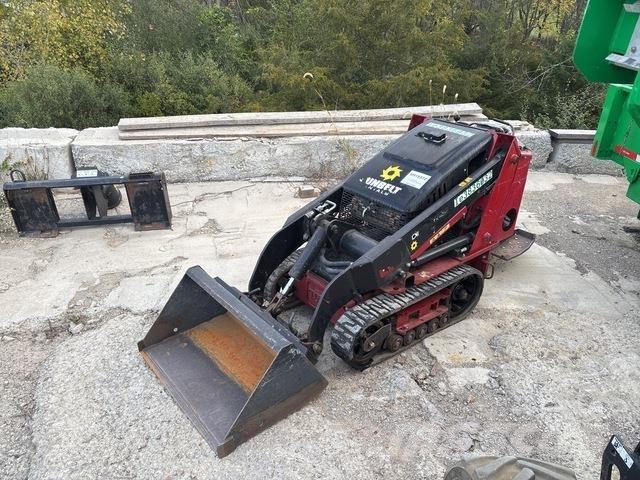 Toro 22321 Smykem řízené nakladače