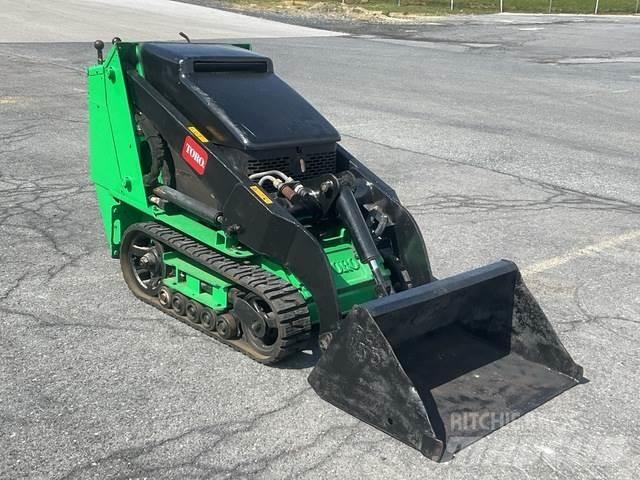 Toro 22323G Smykem řízené nakladače