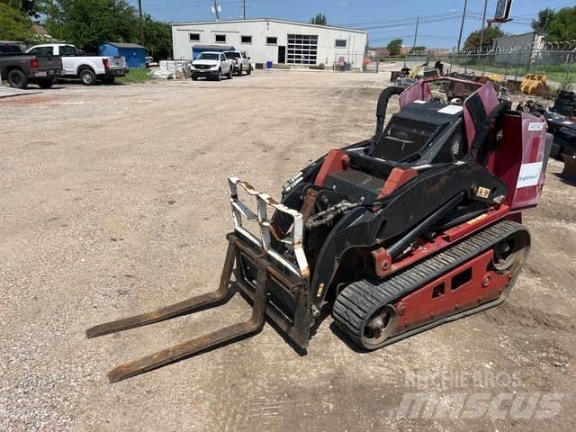 Toro 22328 Smykem řízené nakladače