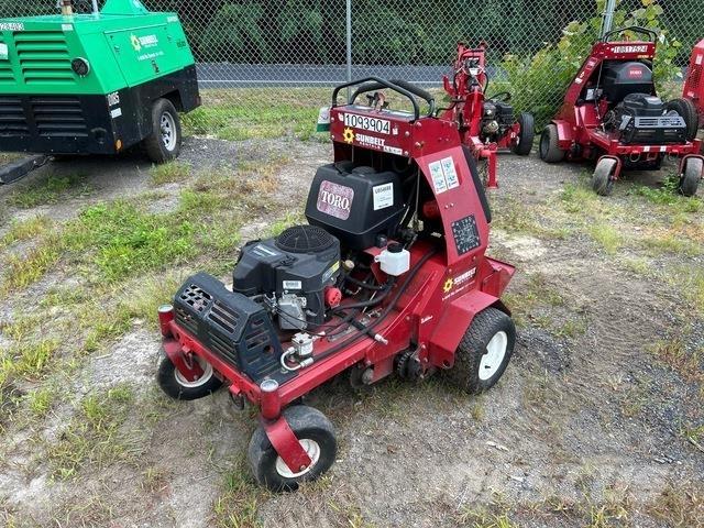 Toro 23518 Aerátory a odmechovače