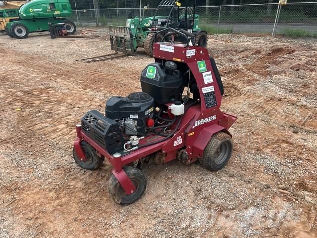 Toro 29521 Aerátory a odmechovače