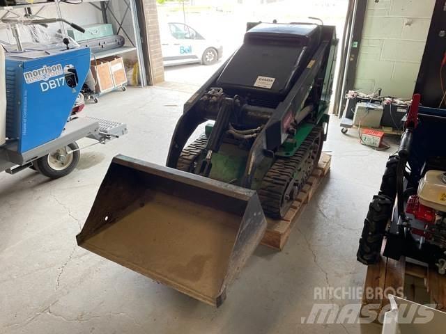 Toro TX525 Smykem řízené nakladače