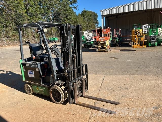 Toyota 8FBCU25 Akumulátorové vozíky