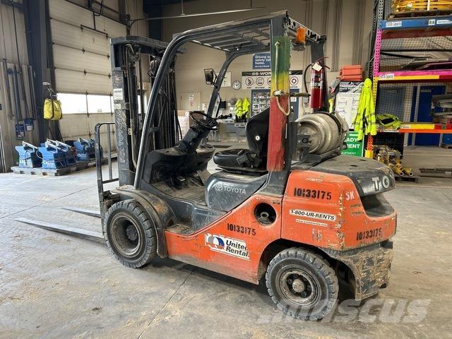 Toyota 8FGU25 Další