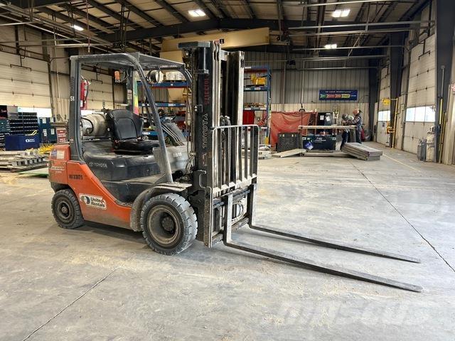 Toyota 8FGU25 Další