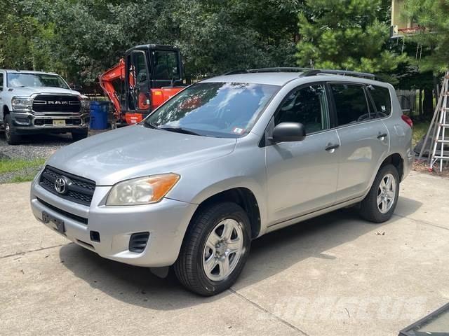 Toyota RAV4 Osobní vozy