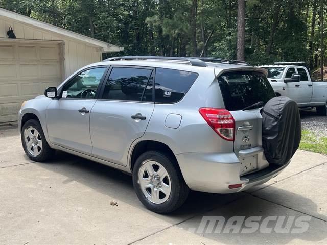 Toyota RAV4 Osobní vozy