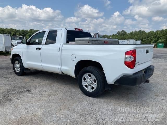 Toyota Tundra Další