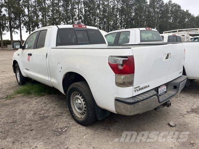 Toyota Tundra Další
