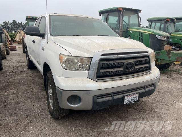 Toyota Tundra Další