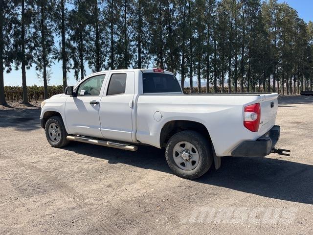 Toyota Tundra Další