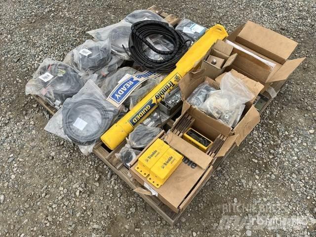 Trimble CB450 Ostatní komponenty