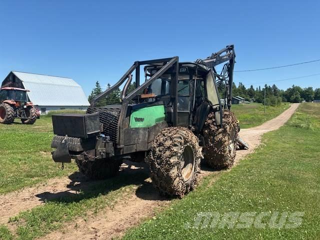 Valtra X120 Traktory