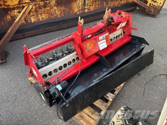 Ventrac EA600 Aerátory a odmechovače