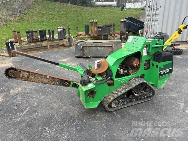 Vermeer RTX250 Rýhovače