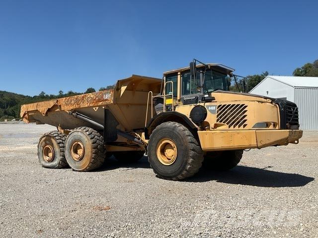 Volvo A40D Kloubové dempry