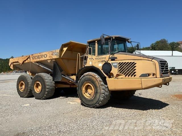 Volvo A40D Kloubové dempry