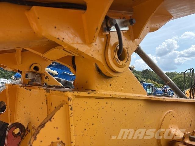 Volvo A40E Kloubové dempry