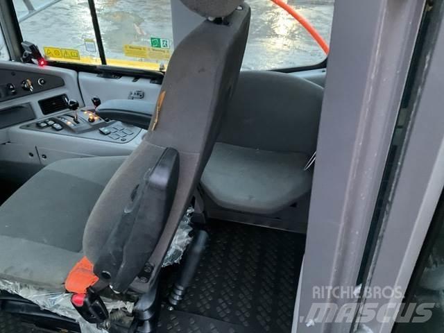 Volvo A40G Kloubové dempry