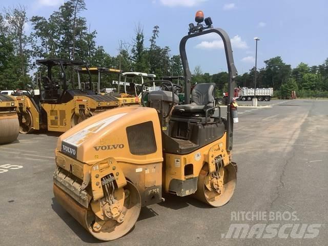 Volvo DD25B Tandemové válce