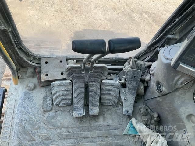 Volvo EC480 Pásová rýpadla