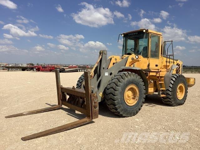 Volvo L110E Kolové nakladače