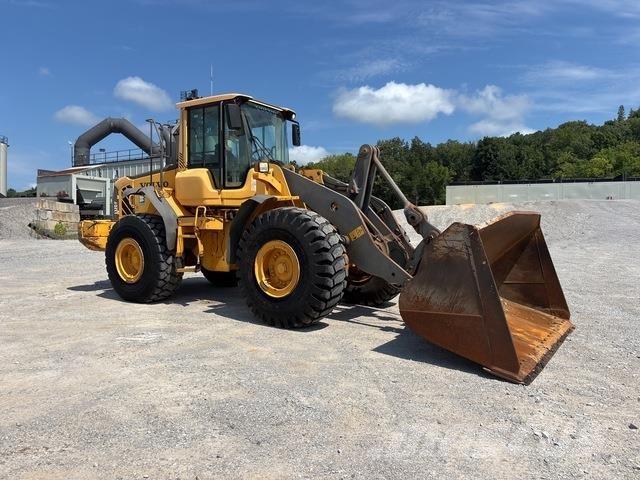 Volvo L120F Kolové nakladače