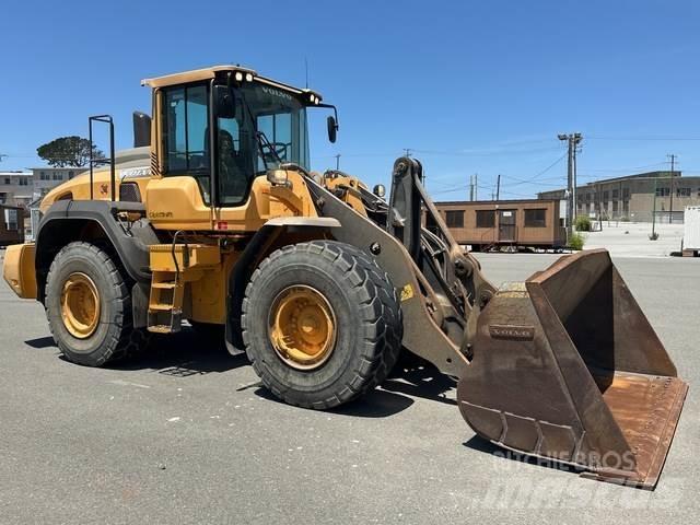 Volvo L120H Kolové nakladače
