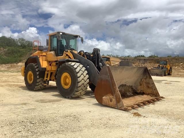 Volvo L220H Kolové nakladače