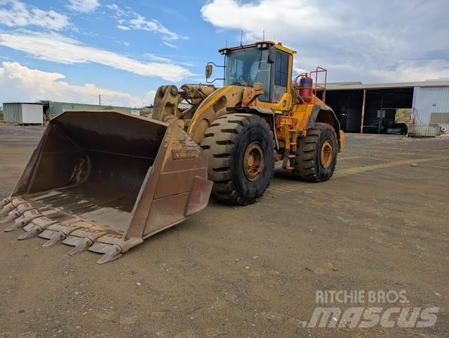 Volvo L260H Kolové nakladače