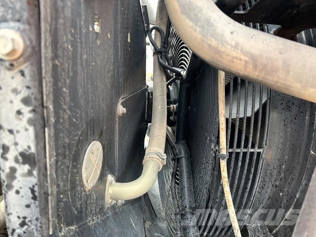 Volvo L260H Kolové nakladače