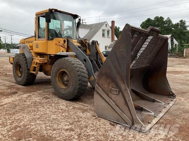 Volvo L60E Kolové nakladače