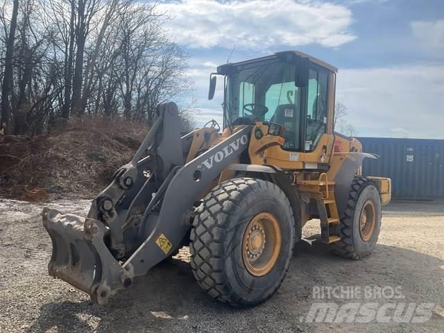 Volvo L90F Kolové nakladače