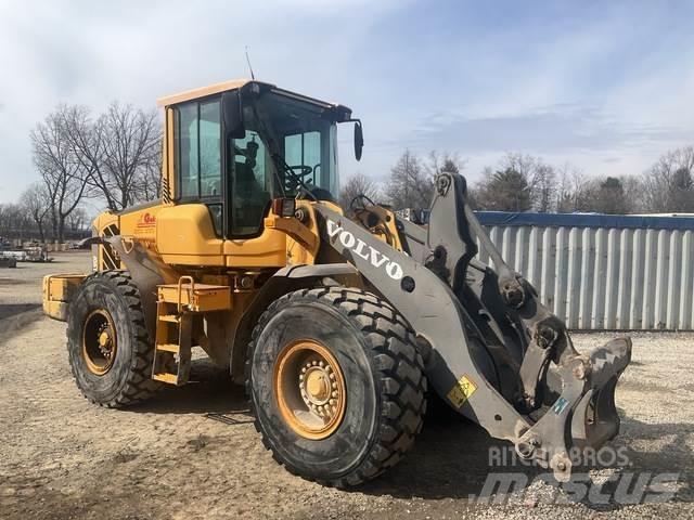 Volvo L90F Kolové nakladače