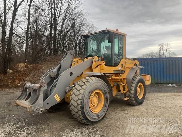 Volvo L90F Kolové nakladače
