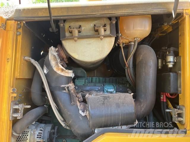 Volvo L90F Kolové nakladače