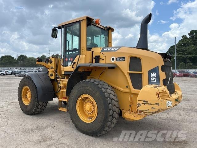 Volvo L90G Kolové nakladače