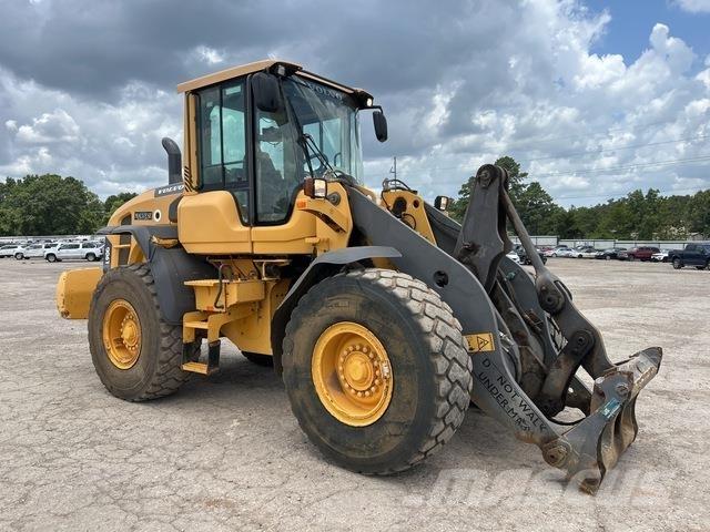 Volvo L90G Kolové nakladače