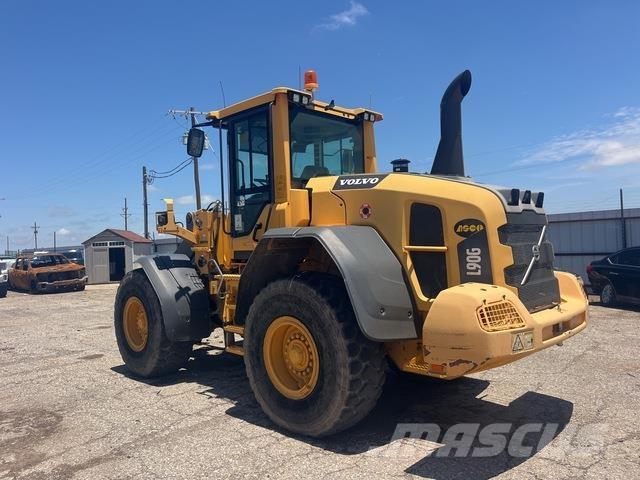 Volvo L90G Kolové nakladače