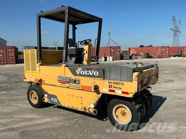 Volvo PT125 Pneumatikové válce