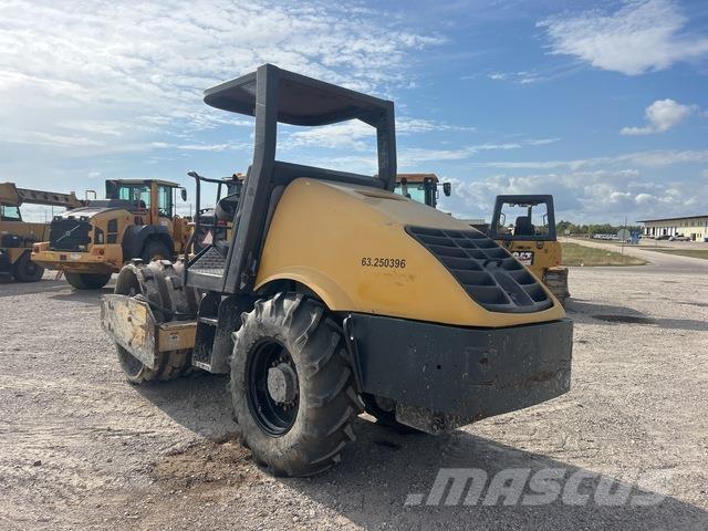 Volvo SD-70F Tahačové válce