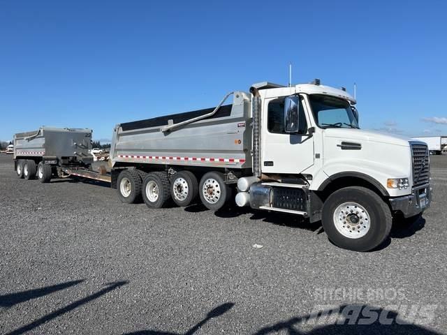 Volvo VHD Sklápěče