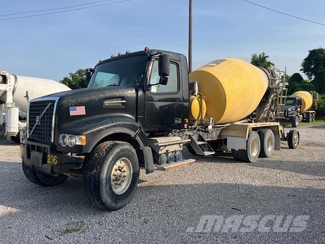 Volvo VHD Další