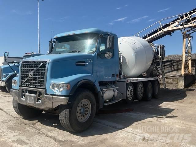 Volvo VHD104F Další